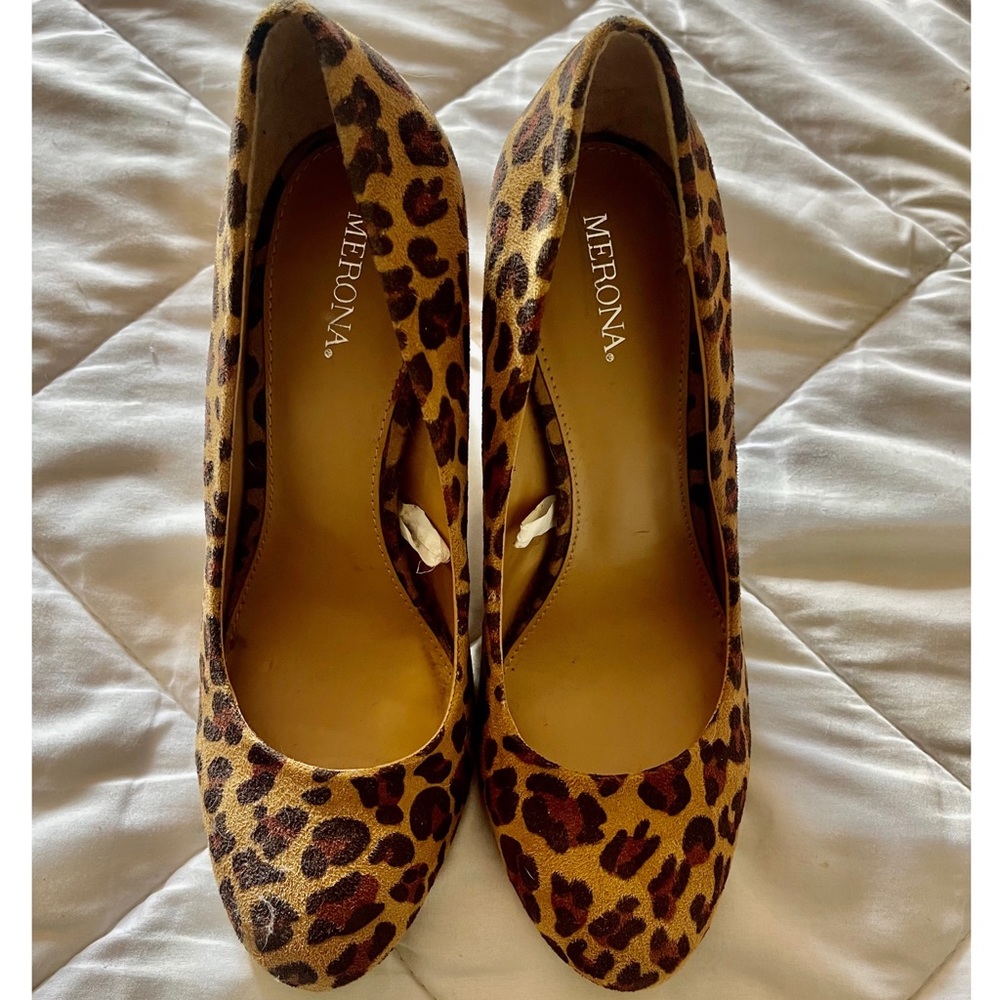 NEW Merona Leopard Print Chunky Heel Pumps